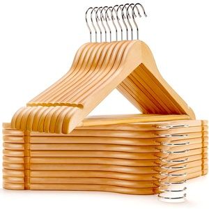 Wood hangers 20 count